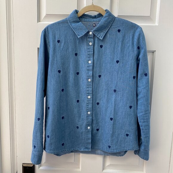 100% Cotton Denim Top with Embroidered Hearts - Picture 2 of 7